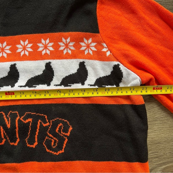 Giants Seals Orange White Black Fair Isle Sweater Men's size Large - Picture 4 of 5